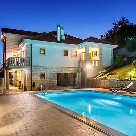 Villa Vila Ivana *