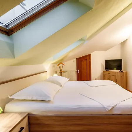 Villa Vila Ivana Otok (Split-Dalmatia)