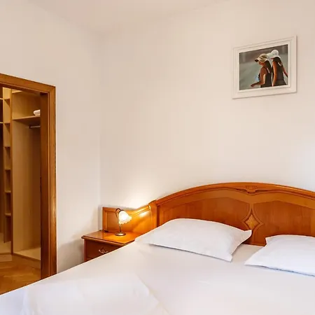 Vila Ivana * Otok (Split-Dalmatia)