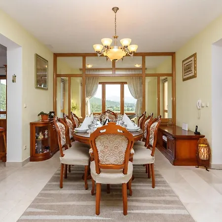 Vila Ivana *