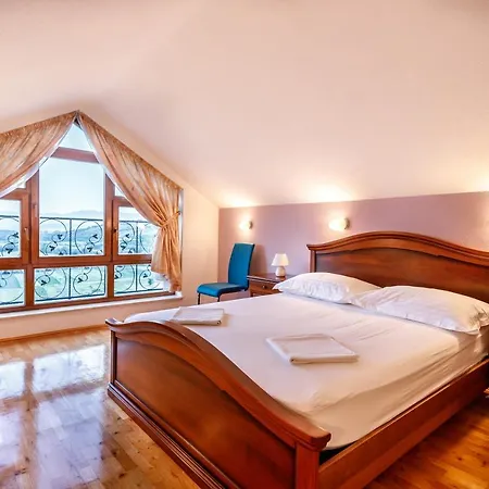 Vila Ivana * Otok (Split-Dalmatia)